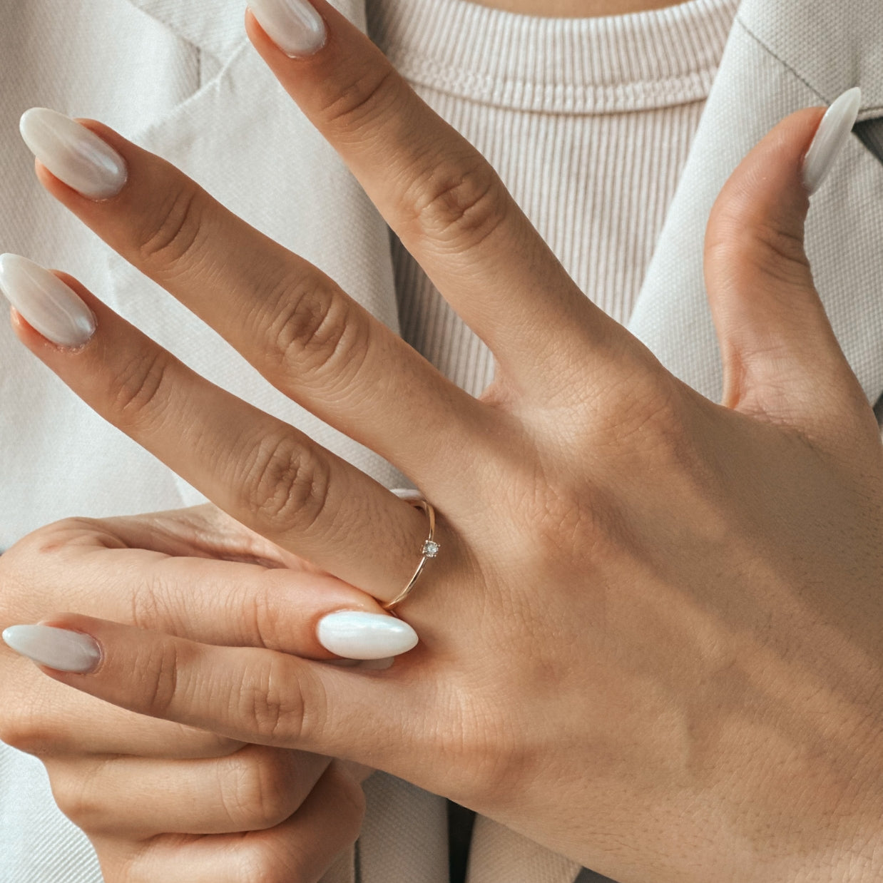 Pierścionek złoty Timeless - Diament 0,05 CT - Indira