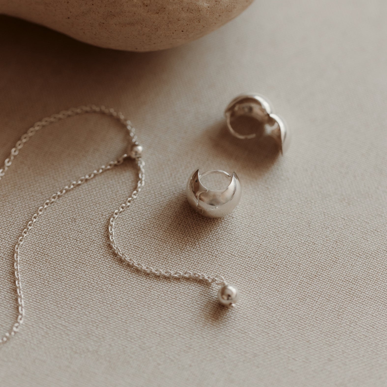 Kolczyki srebrne Circle - Cyrkonia - Indira