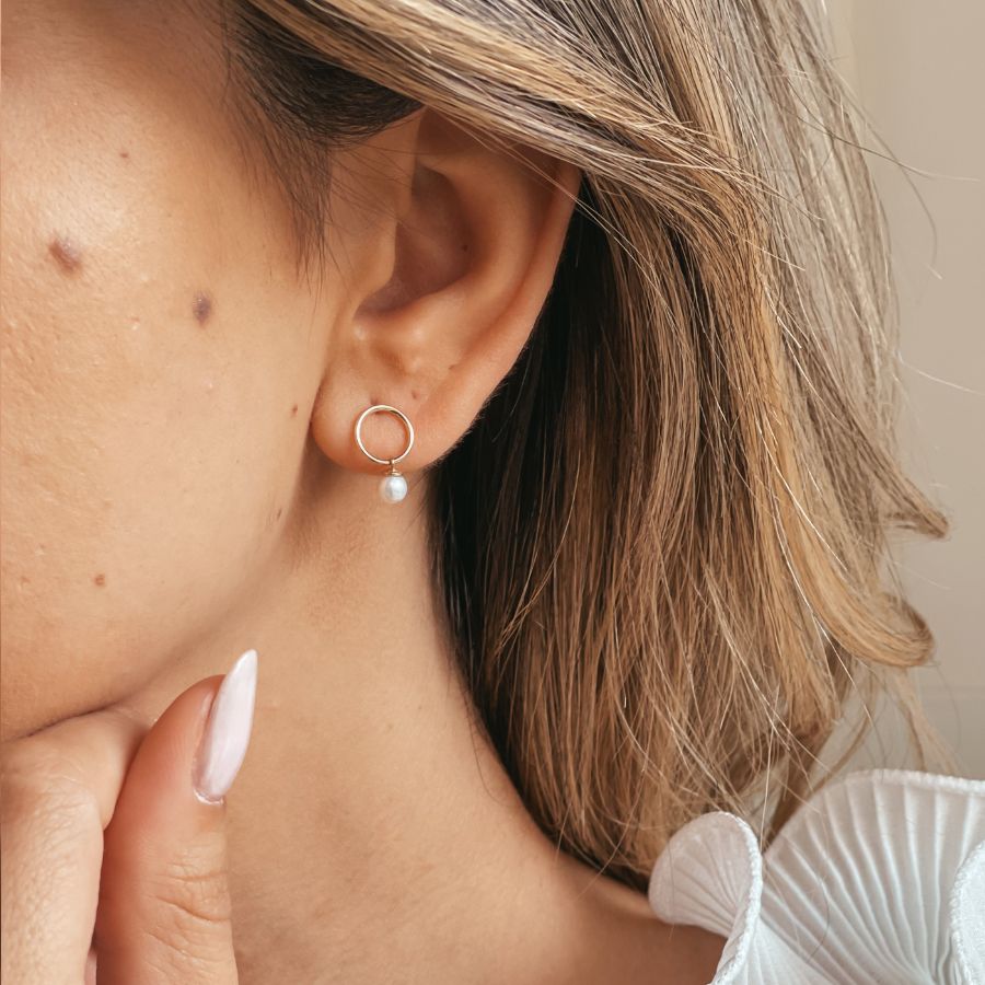 Kolczyki ze złota Mini Studs - Naturalne perły - Indira