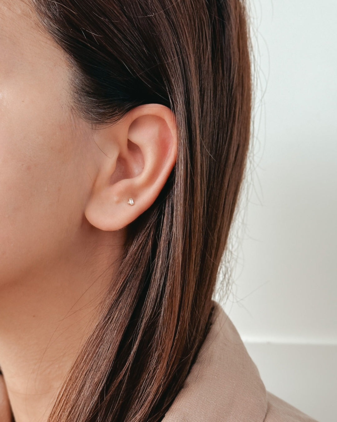 Kolczyki piercing labret z żółtego złota Shine - Cyrkonia - Indira