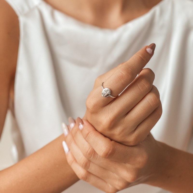 Srebrny pierścionek z kwiatem narodzin - Cosmos - Indira