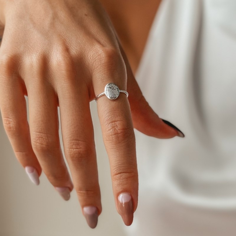 Pierścionek ze srebra Kwiat Urodzinowy - Listopadowy Chryzantema - Indira