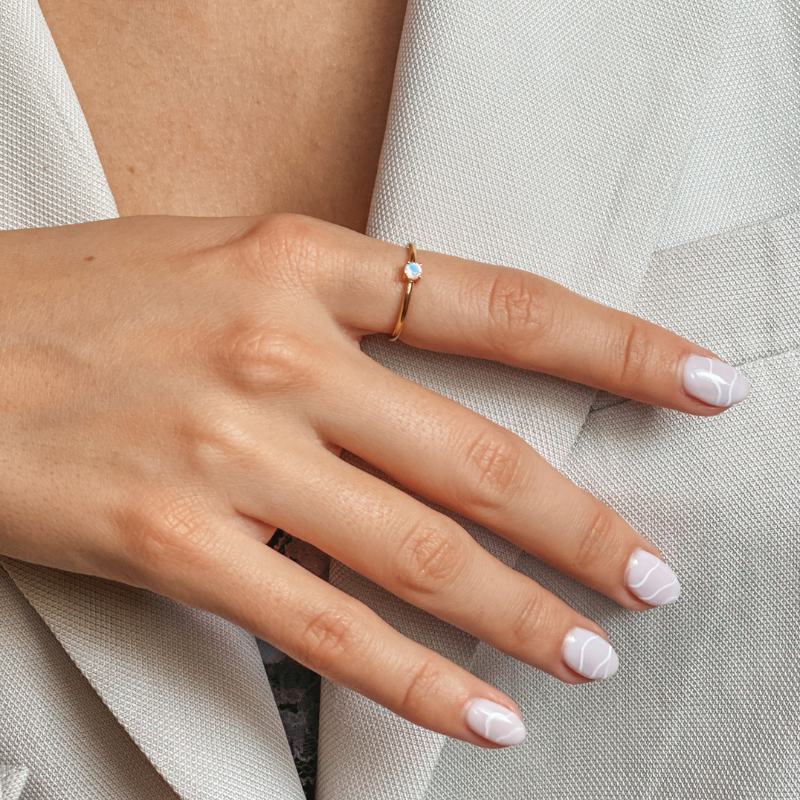 Srebrny pierścionek Birthstone Golden June - Kamień Księżycowy - Indira