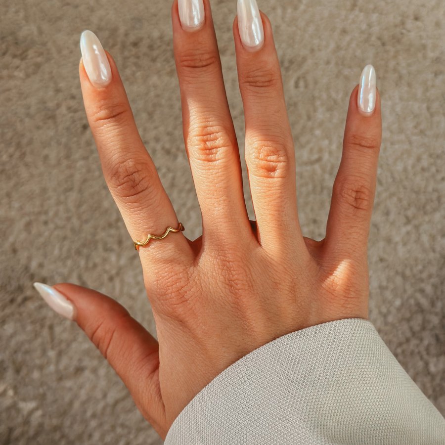 Srebrny pierścionek Golden Curl - Indira