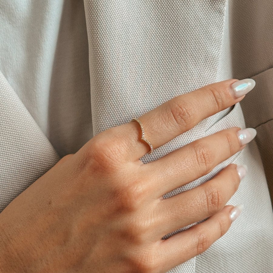 Srebrny pierścionek Golden Simple V - Cyrkonia - Indira