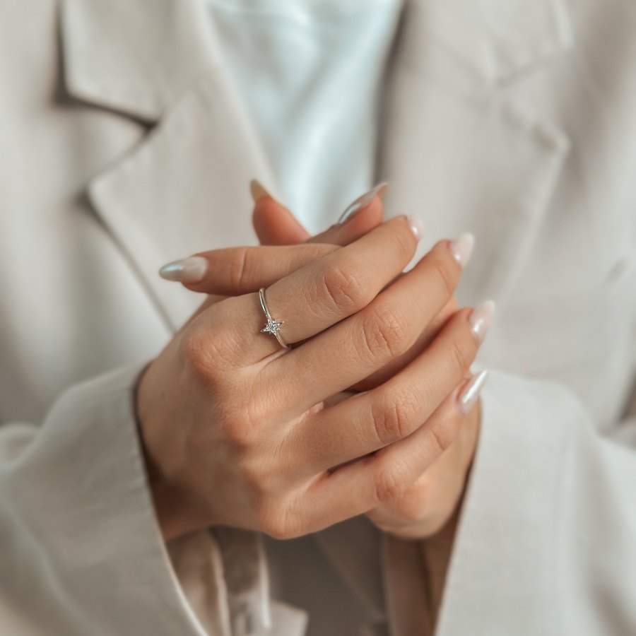 Pierścionek srebrny Hera - Cyrkon - Indira