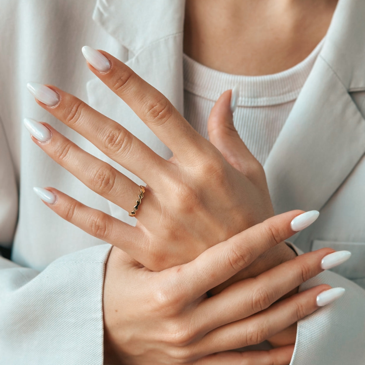 Pierścionek srebrny pozłacany Sculpture - Indira