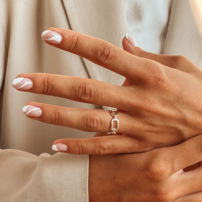 Srebrny pierścionek Silver Chain - Indira