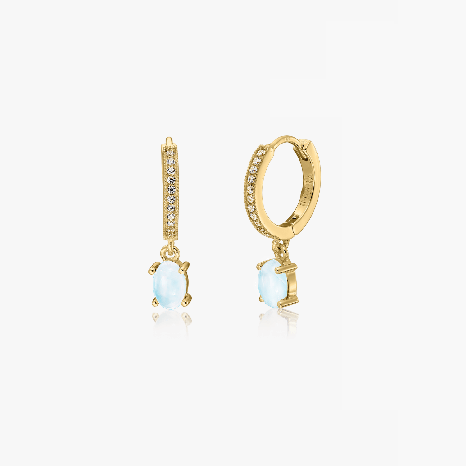 Kolczyki ze srebra Golden Gem Huggies - Kamień Księżycowy - Indira