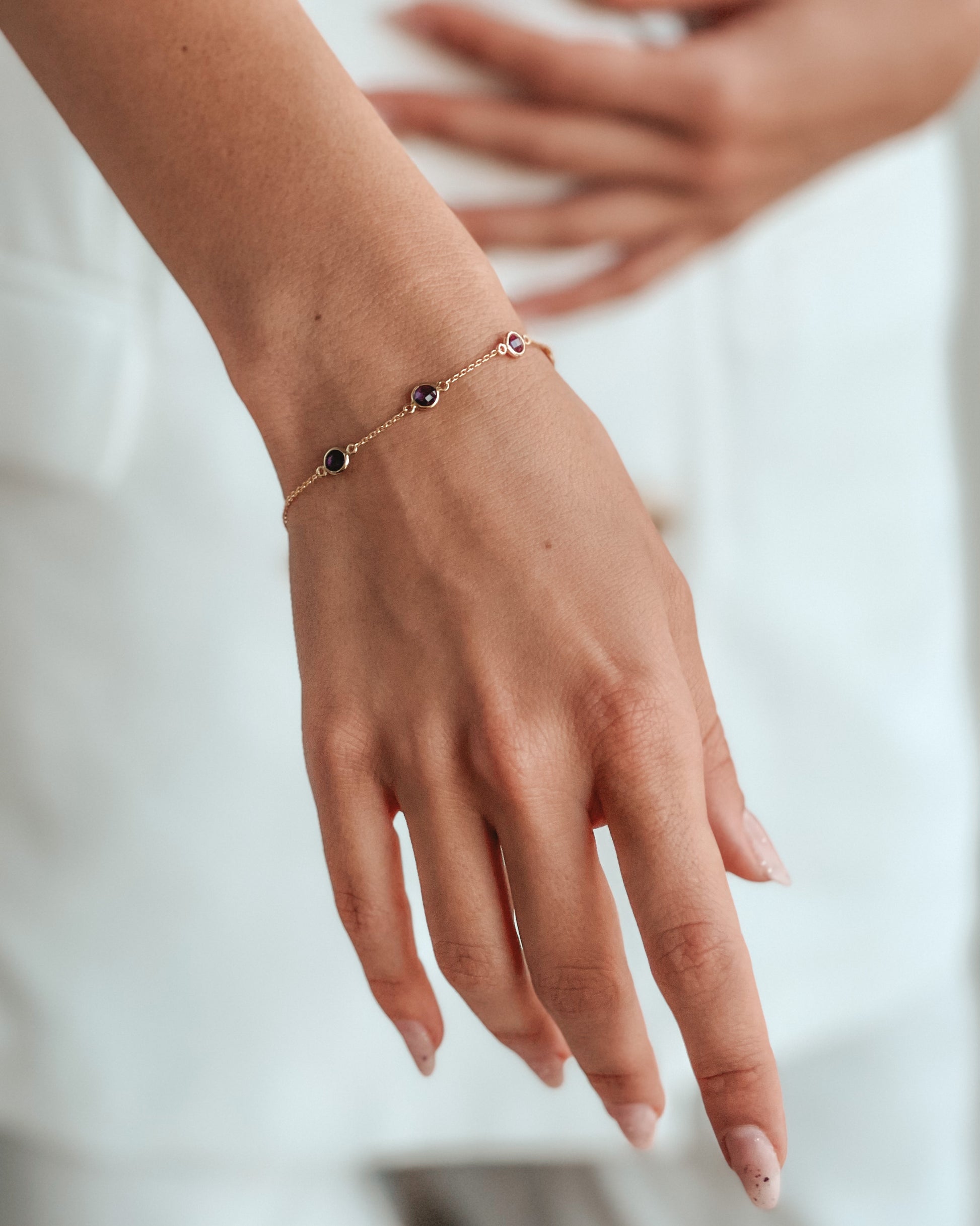 Srebrna bransoletka Birthstone Golden Luty - Ametyst - Indira