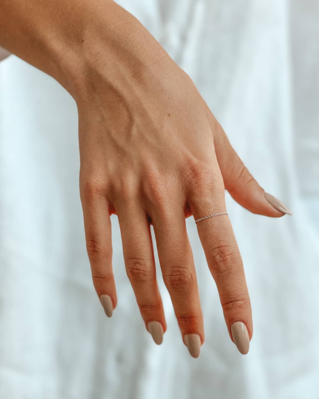 Pierścionek z łańcuchem 14K złoto - Białe Złoto - Indira