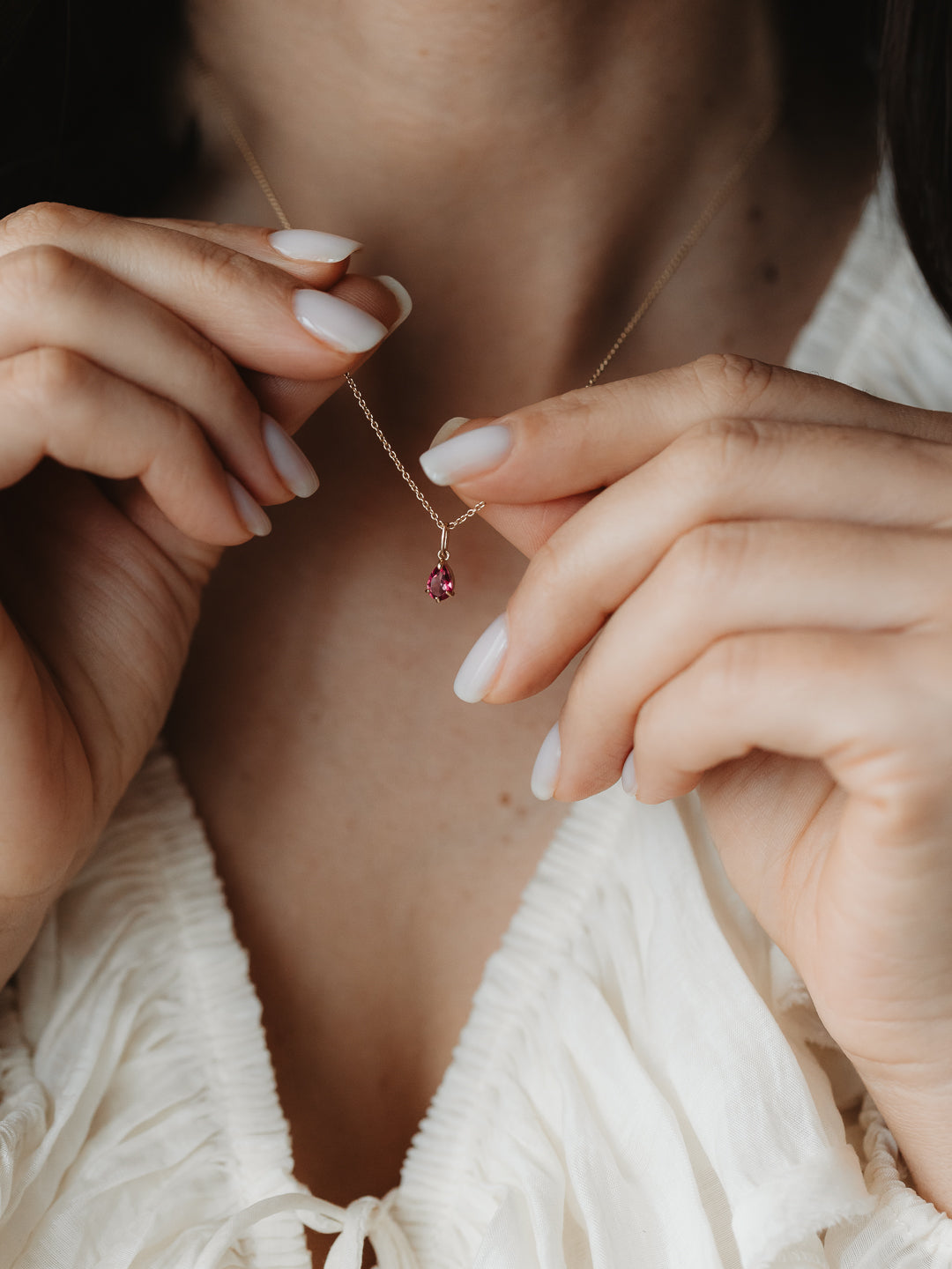 Złoty naszyjnik Birthstone March - Niebieski Topaz