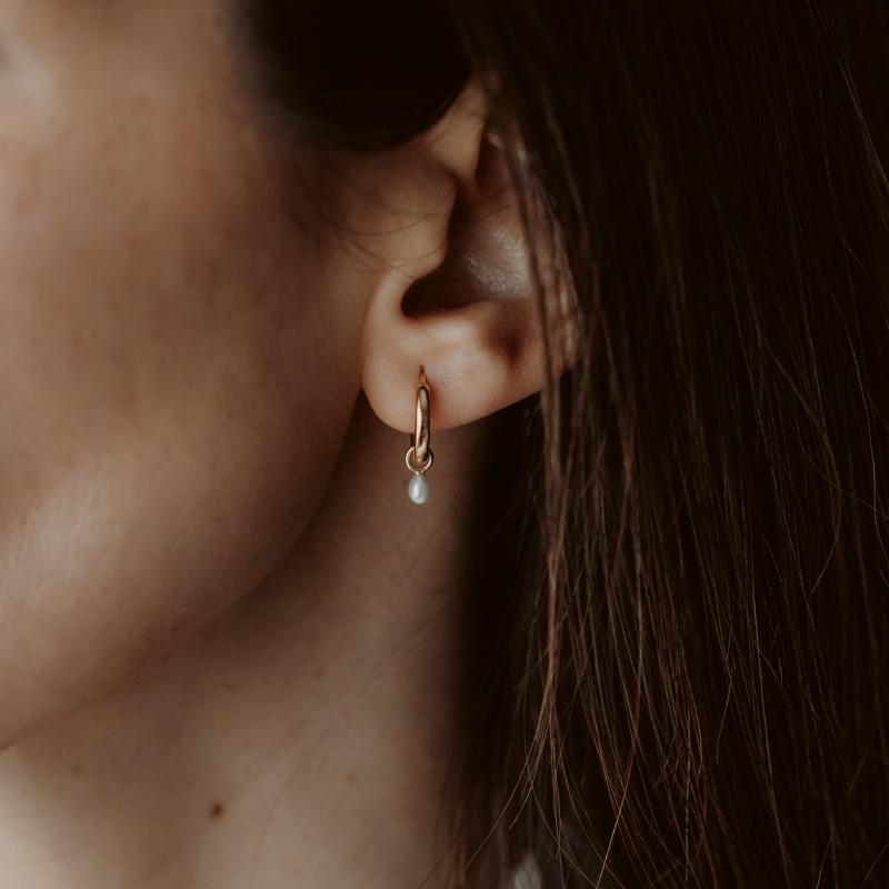 Little Golden Drop Silver Earrings - Natural Pearls