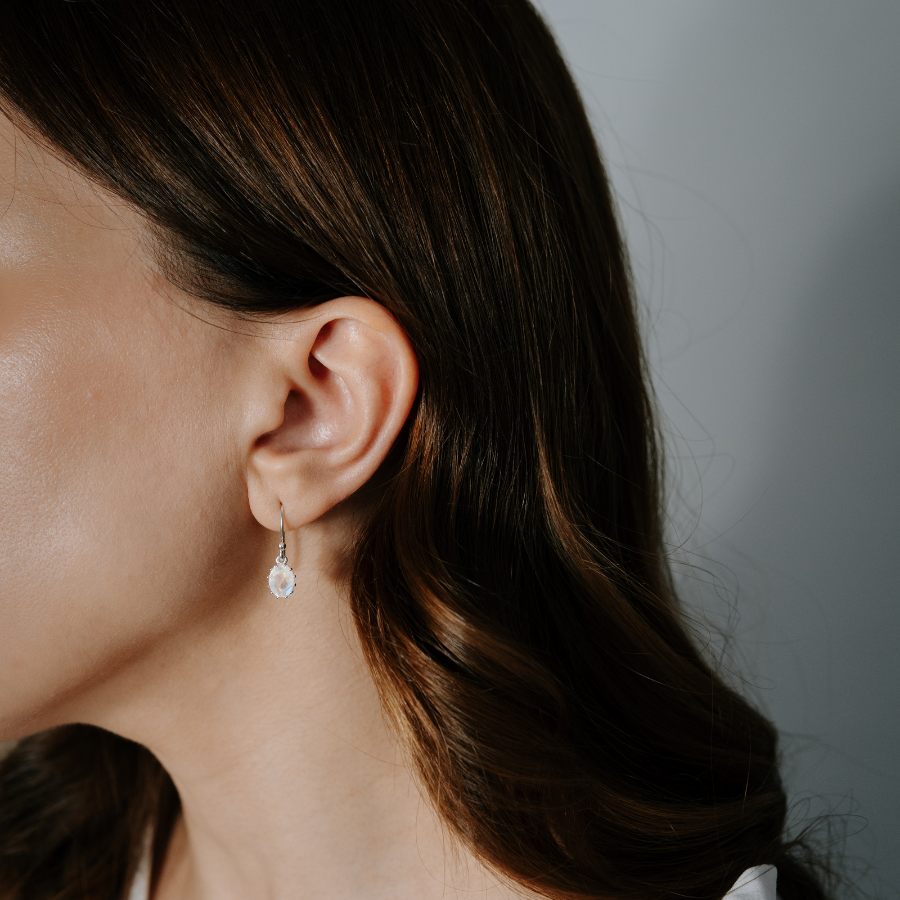 Serene silver earrings - Moonstone
