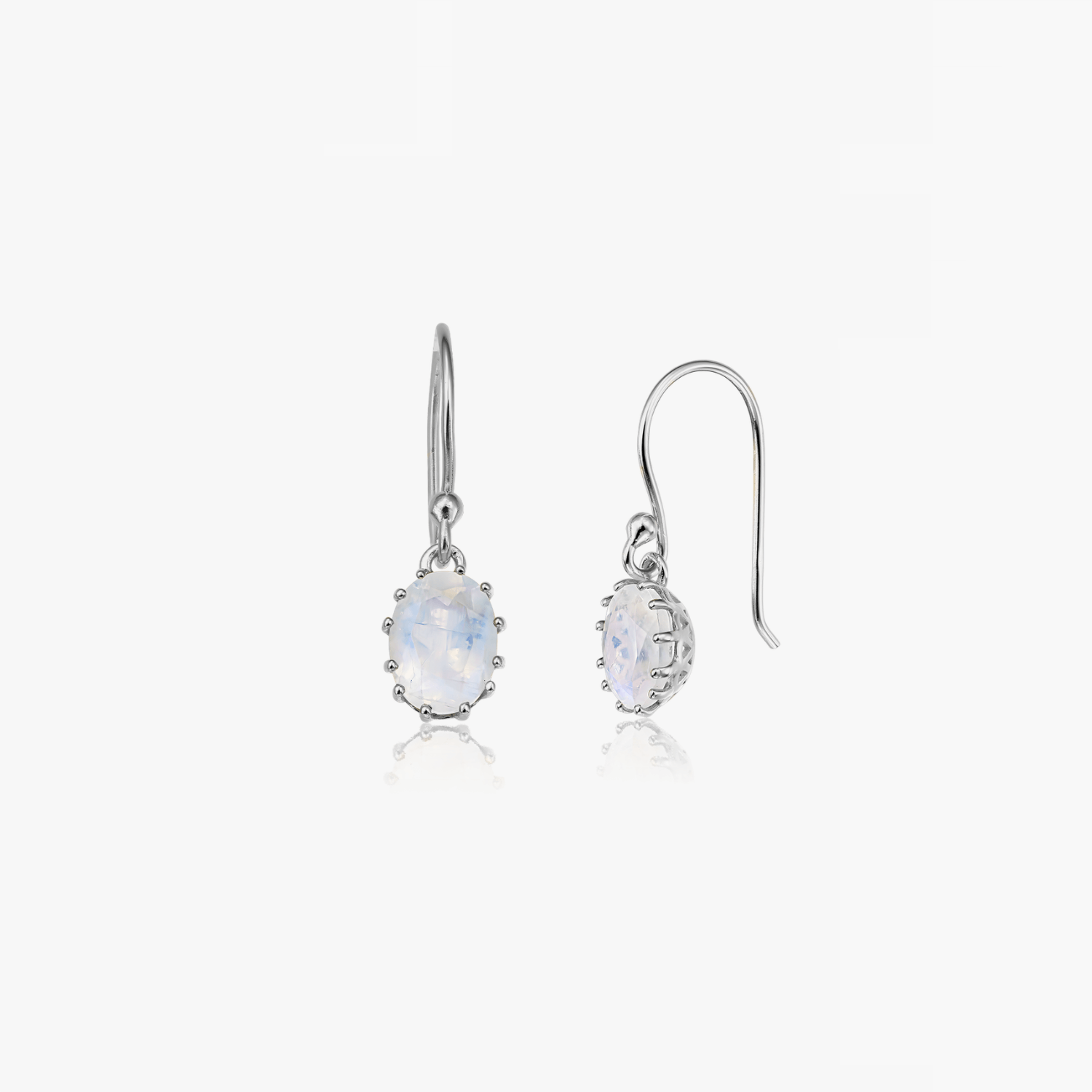 Serene silver earrings - Moonstone